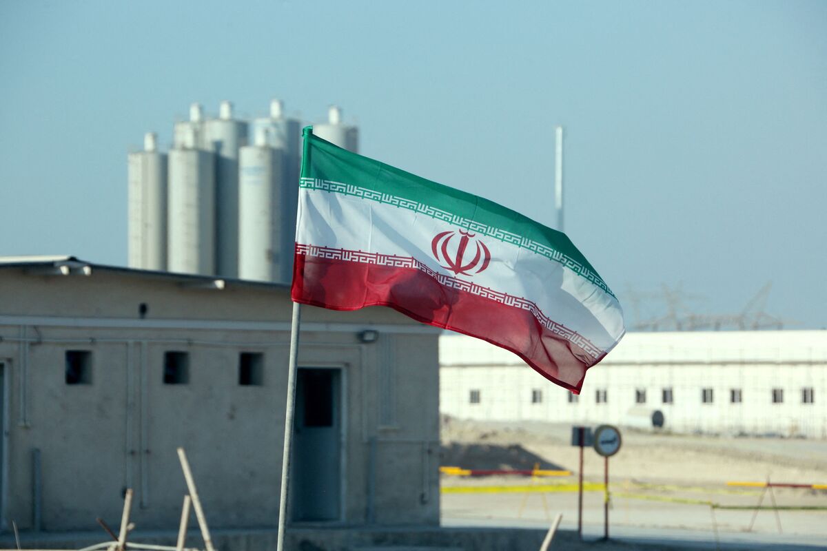 Iran’s Nuclear Tensions: A Deepening Crisis with the West