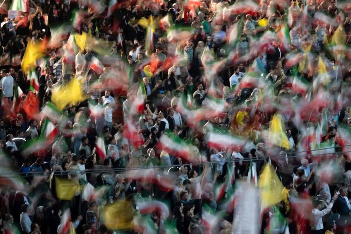 The Mechanism of Turning Diplomacy into Religious Epic